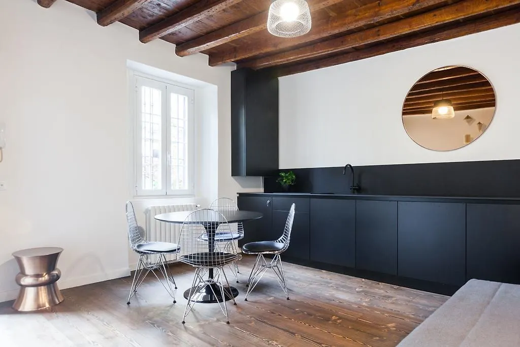 Milano Suite - Downtown 0*,  Italien